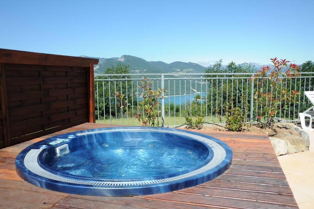 La Palatriere Hotell Le Sauze-du-lac Exteriör bild